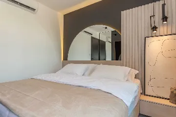 Holiday House with Pool in Srima, Vodice