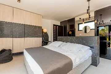 Holiday House with Pool in Srima, Vodice