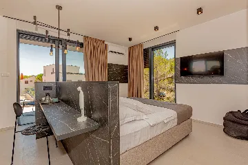 Holiday House with Pool in Srima, Vodice