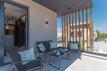 Holiday House with Pool in Srima, Vodice