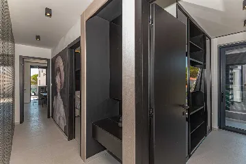 Holiday House with Pool in Srima, Vodice