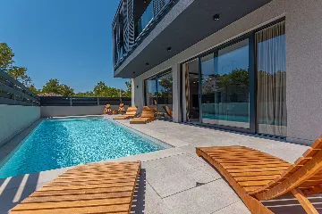 Holiday House with Pool in Srima, Vodice