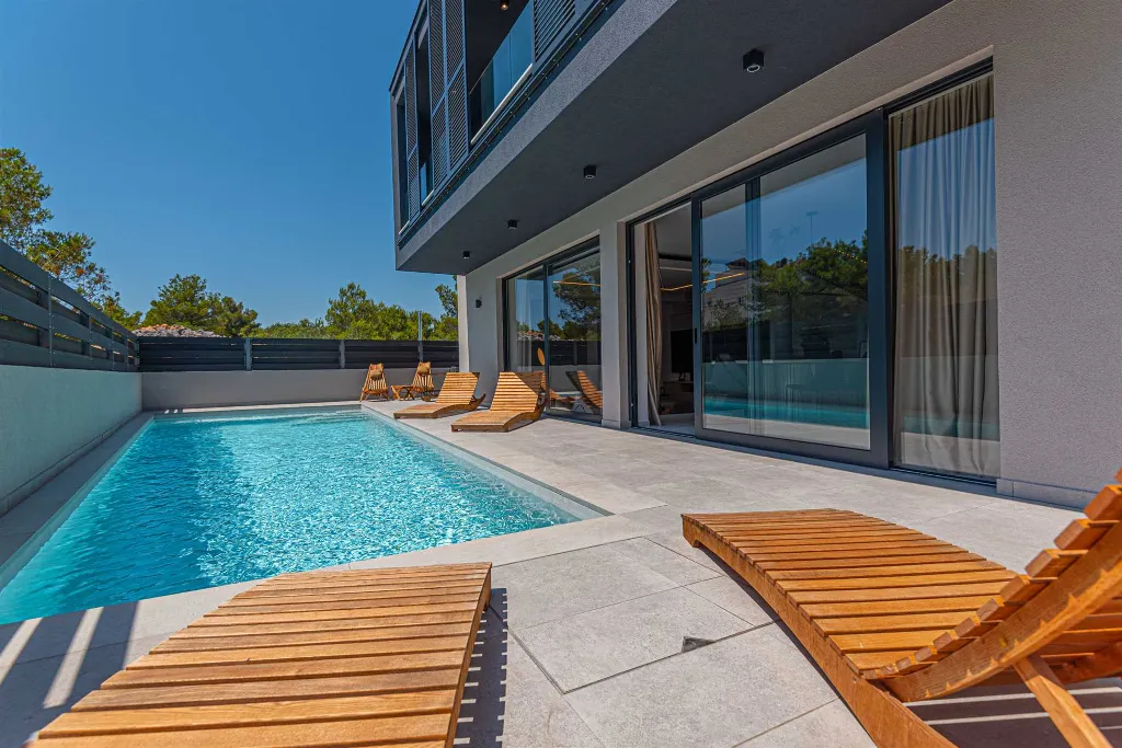 Holiday House with Pool in Srima, Vodice