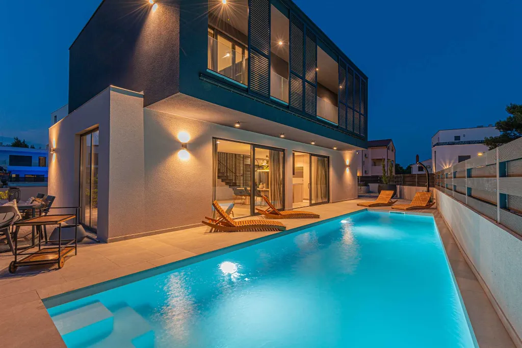 Holiday House with Pool in Srima, Vodice