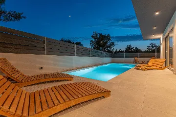 Holiday House with Pool in Srima, Vodice