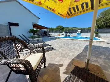 Primošten Burnji Holiday House for Up to 8 Guests