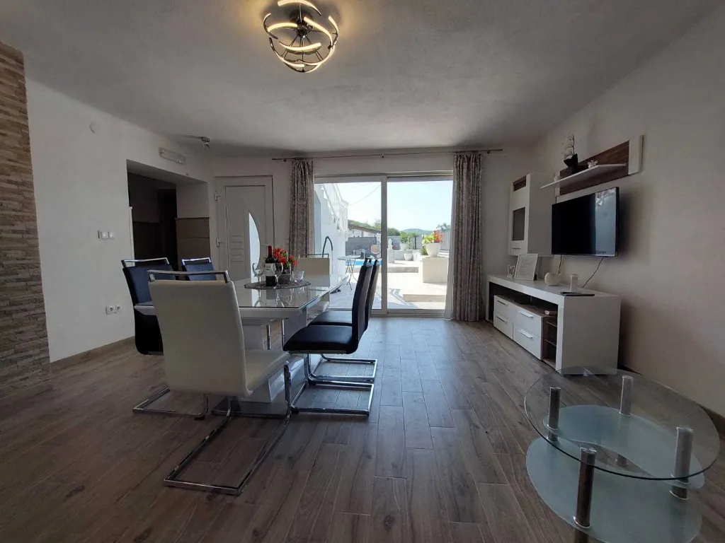 Primošten Burnji Holiday House for Up to 8 Guests