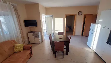 Vodice Apartment for 4 Guests with Parking