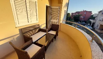 Vodice Apartment for 4 Guests with Parking
