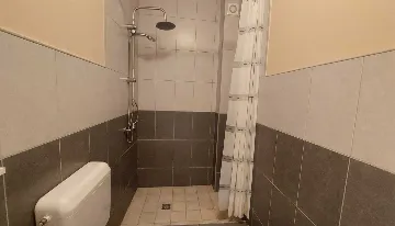 Vodice Apartment for 4 Guests with Parking