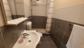 Vodice Apartment for 4 Guests with Parking