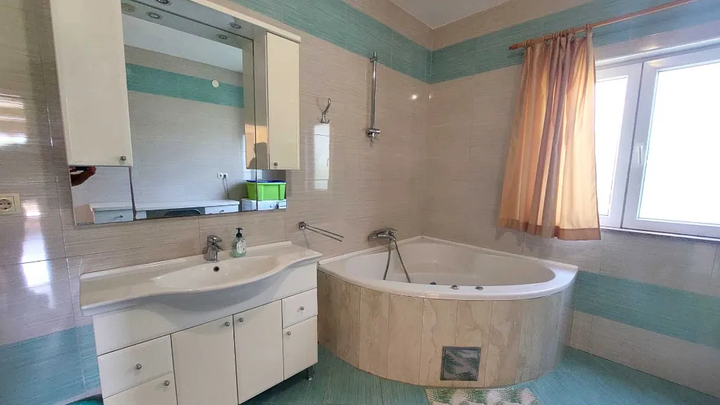Holiday House in Srima, Vodice for 6 Guests