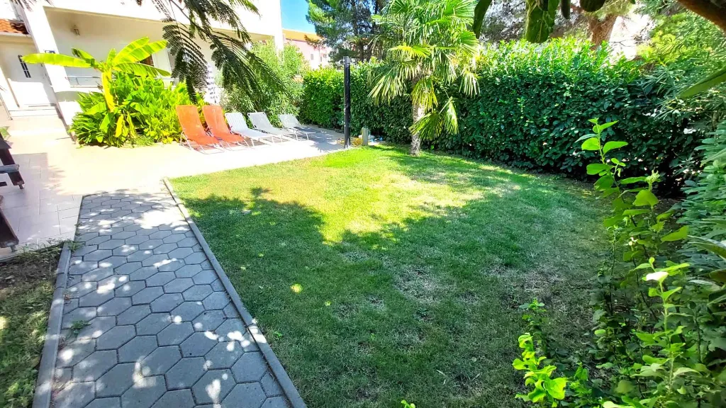 Holiday House in Srima, Vodice for 6 Guests