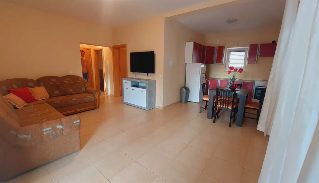 Apartment for 4 Guests in Vodice