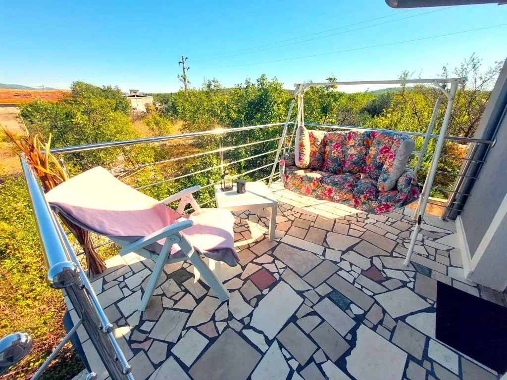 Rural Holiday House in Primošten for 8 Guests