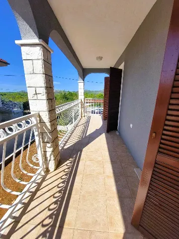 Rural Holiday House in Primošten for 8 Guests