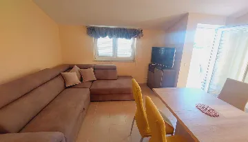 One-Bedroom Apartment in Vodice for 4 Guests