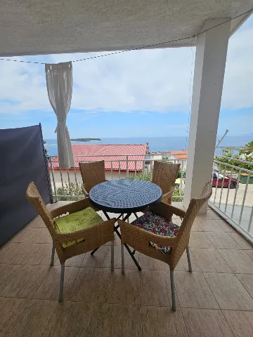 Primošten 1-Bedroom Apartment for Up to 3 Guests