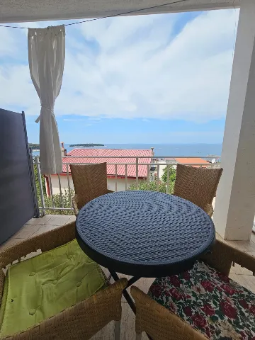 Primošten 1-Bedroom Apartment for Up to 3 Guests