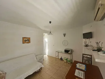 Primošten 1-Bedroom Apartment for Up to 3 Guests