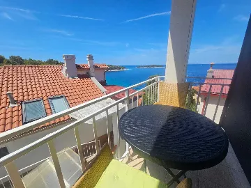 Primošten 1-Bedroom Apartment for Up to 3 Guests