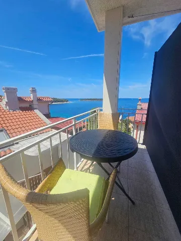 Primošten 1-Bedroom Apartment for Up to 3 Guests