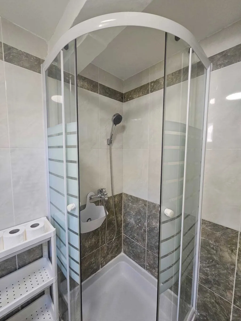 1-Bedroom Apartment in Primošten (Sleeps 3)