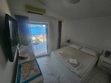 1-Bedroom Apartment in Primošten (Sleeps 3)