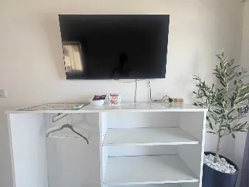 1-Bedroom Apartment in Primošten (Sleeps 3)