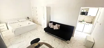 1-Bedroom Apartment in Primošten for 2–3 Guests