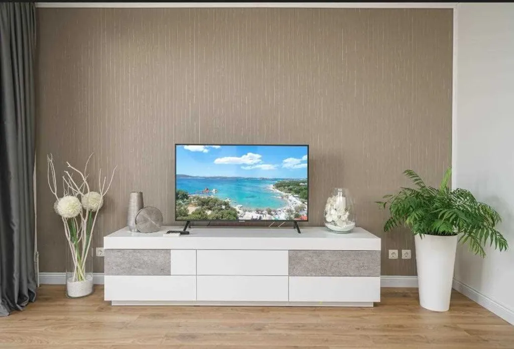 Vodice 2-Bedroom Apartment for Up to 5 Guests