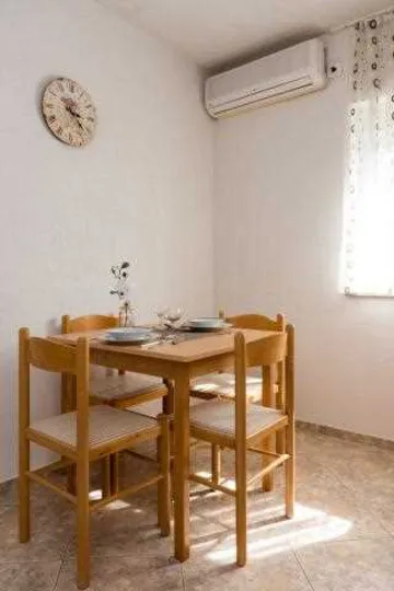 Vodice 1-Bedroom Apartment for Up to 4 Guests