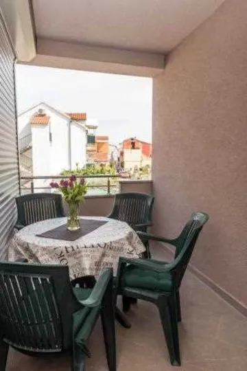 Vodice 1-Bedroom Apartment for Up to 4 Guests