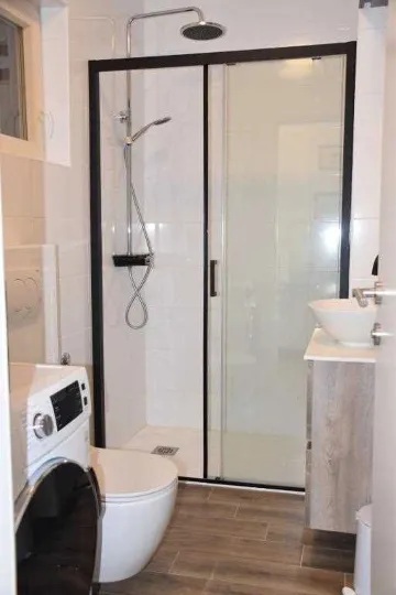 Šibenik Apartment for 4 Guests with 2 Bedrooms