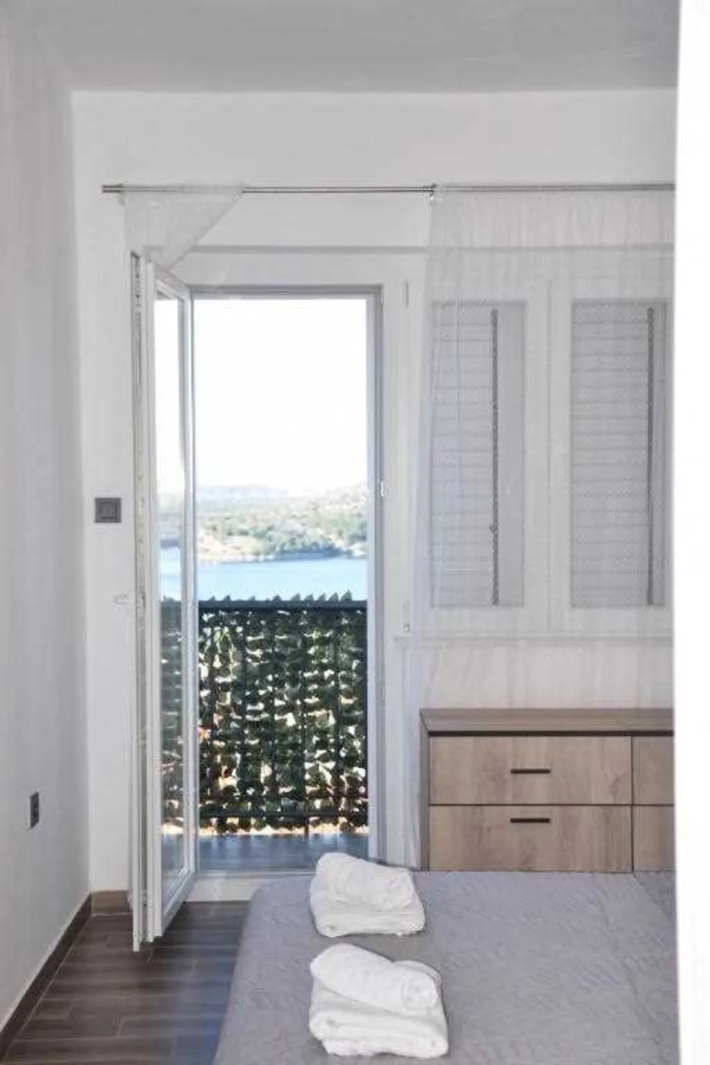 Šibenik Apartment for 4 Guests with 2 Bedrooms