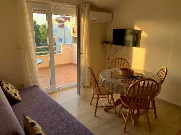 Vodice 1-Bedroom Apartment for Up to 4 Guests