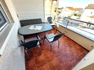 Vodice 2-Bedroom Apartment for 5 Guests