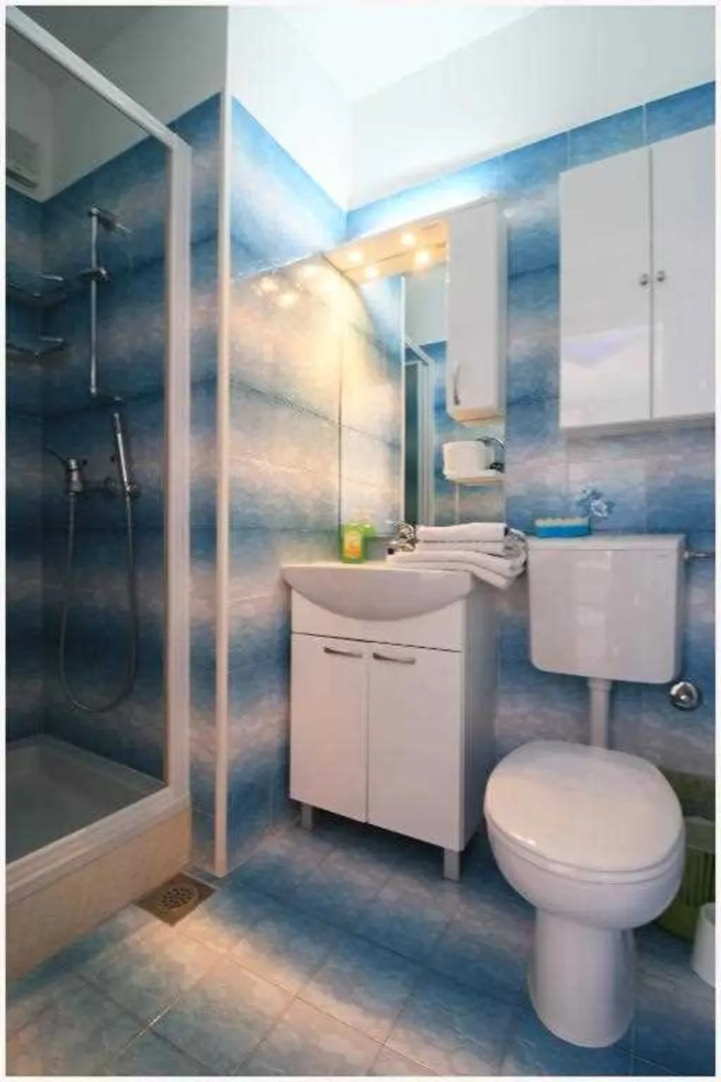 1-Bedroom Apartment in Primošten for 3 Guests