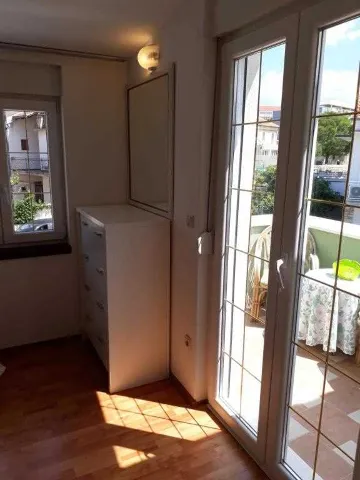 Primošten 1-Bedroom Apartment for Up to 3