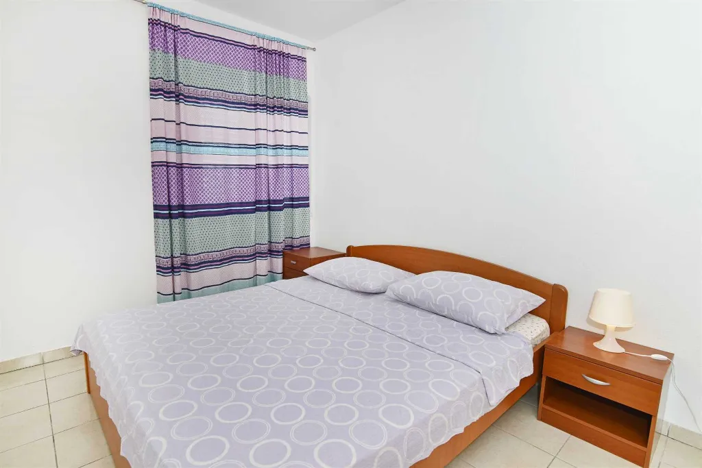 Vodice Apartment for 4-5 Guests Near Pebble Beach
