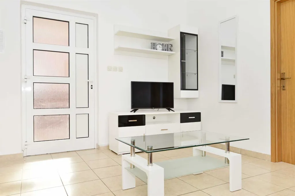 Vodice Srima 2-Bedroom Apartment for 5 Guests