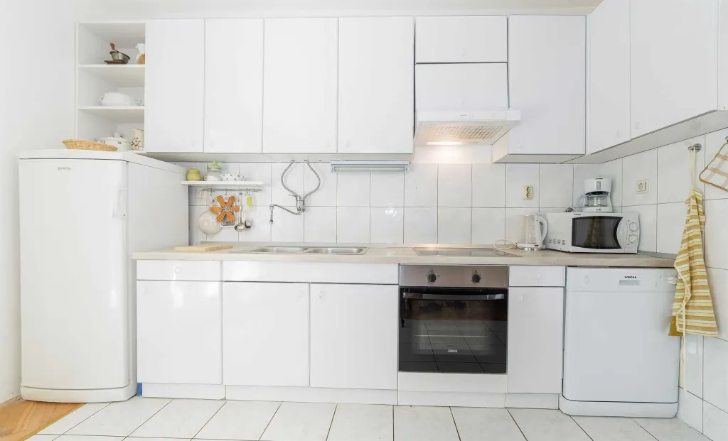 3-Bedroom Apartment in Vodice for Up to 8
