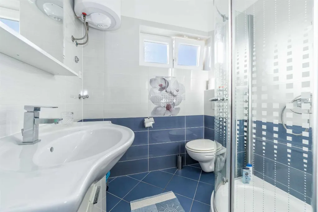 3-Bedroom Apartment in Vodice for Up to 8