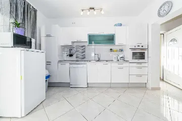 Apartment in Vodice for up to 8 Guests