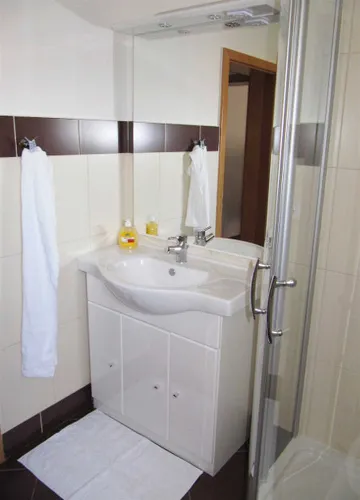 Vodice 1-Bedroom Apartment for 3 Guests