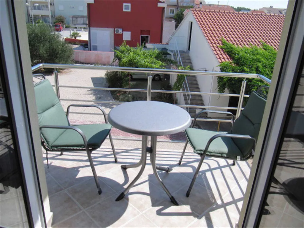 Vodice 1-Bedroom Apartment for 3 Guests