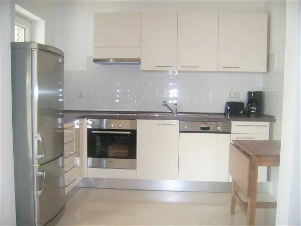 Vodice Apartment for 5 near Pebble Beach