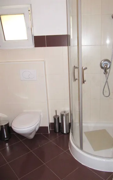 Vodice Apartment for 5 near Pebble Beach