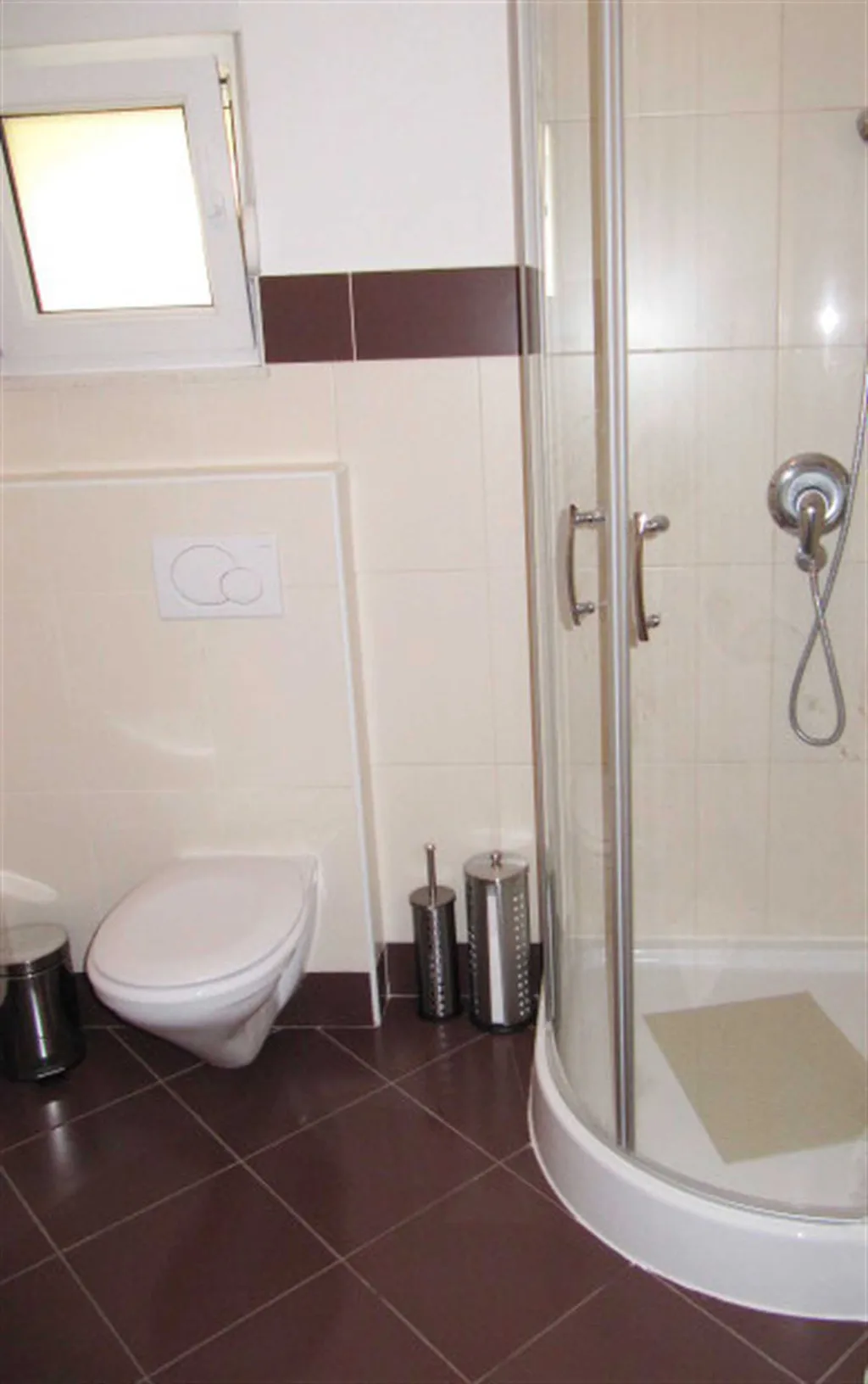 Vodice Apartment for 5 near Pebble Beach