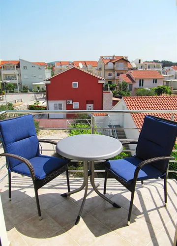Vodice Apartment for 3 Guests with WiFi